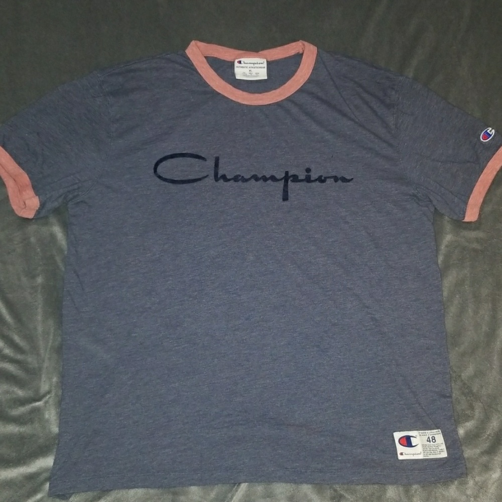 Oversized champion t shirt